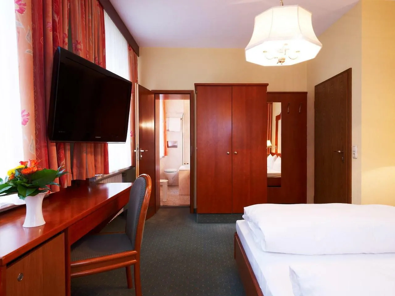 Hotel Marienbad Nuremberg 3*,  Germany